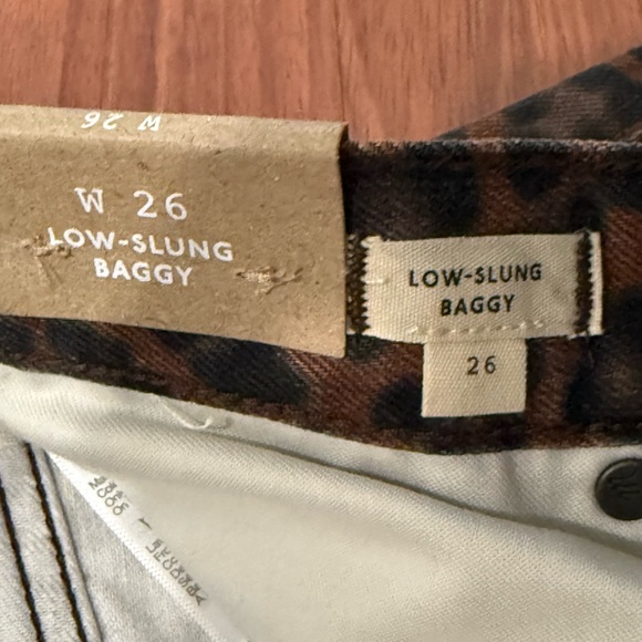 NWT Madewell Low-Slung Baggy Animal Print Jean - Picture 7 of 10